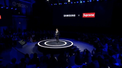 サムスン、「Supreme」コピーブランドとのコラボを謝罪　提携は見直すと発表