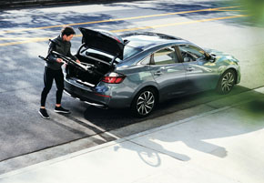 インサイト ハイブリッドセダン 3代目