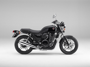 タンク容量アップや足回りを改良 ホンダ「CB1100」シリーズを