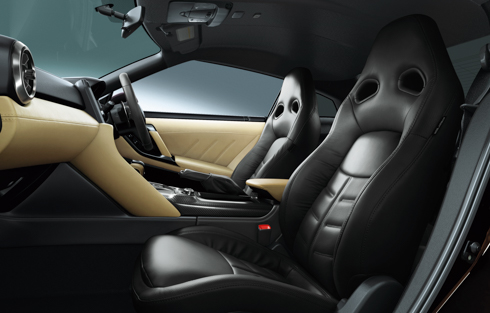 日産自動車 GT-R 大坂なおみ