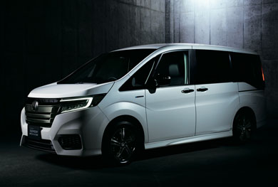 ステップワゴン BLACK STYLE