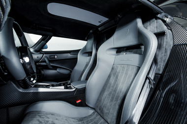 レゲーラ ケーニグセグ スーパーカー ハイパーカー カーボン ネイキッド