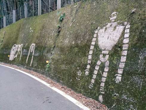 定峰峠 秩父 苔 ジブリ キャラクター アート