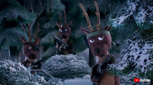 「ザ・プレデター」ホリデースペシャル動画を公開　サンタクロースとプレデターが血で血を洗う戦いを繰り広げる