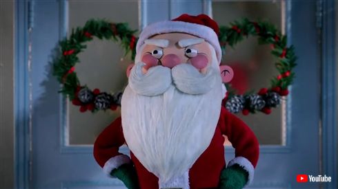 「ザ・プレデター」ホリデースペシャル動画を公開　サンタクロースとプレデターが血で血を洗う戦いを繰り広げる