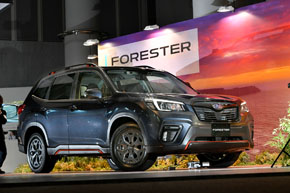 スバル STI オートサロン