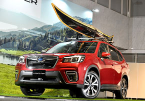 スバル STI オートサロン