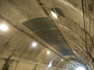 横須賀　トンネル　隧道　汐入　平沼義之　若松隧道