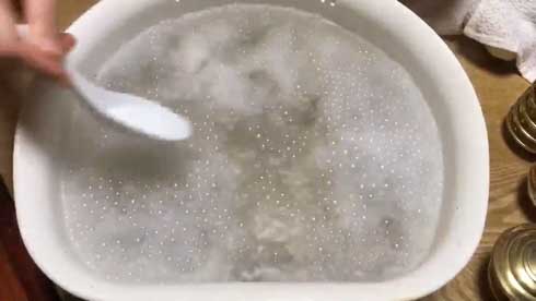 仏具 汚れ 落ちる 動画 アルミホイル 重曹 クエン酸 泡