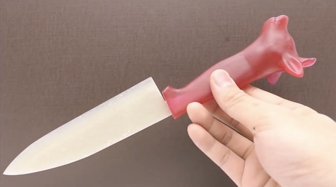 圧倒的不審者の極み 包丁 牛乳