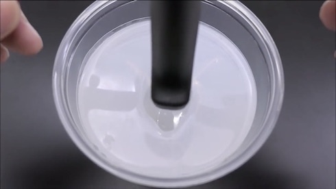 圧倒的不審者の極み 包丁 牛乳