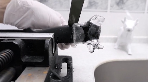 圧倒的不審者の極み 包丁 牛乳