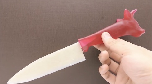 圧倒的不審者の極み 包丁 牛乳