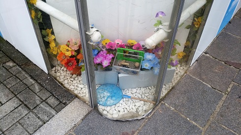 工事現場　仮囲い　ディスプレイ　アート　作品　コーナー　ガテン系アート　麹町