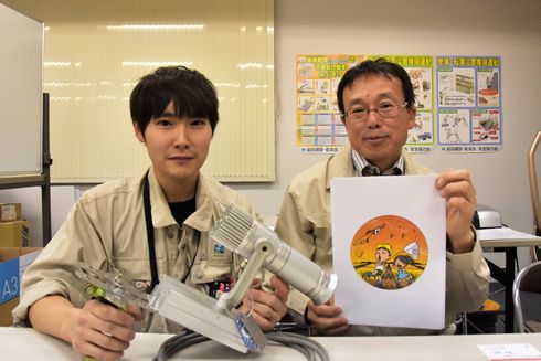 工事現場　仮囲い　ディスプレイ　アート　作品　コーナー　ガテン系アート　麹町