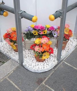 工事現場　仮囲い　ディスプレイ　アート　作品　コーナー　ガテン系アート　麹町