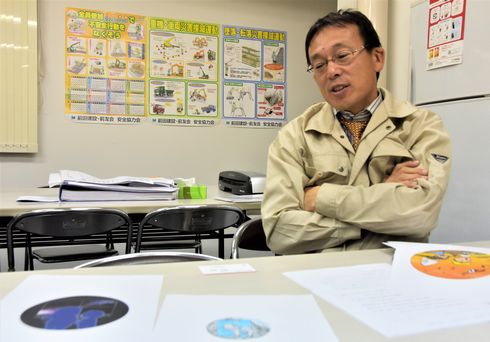 工事現場　仮囲い　ディスプレイ　アート　作品　コーナー　ガテン系アート　麹町