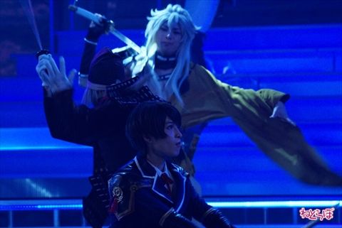 山内惠介 刀剣男士 紅白