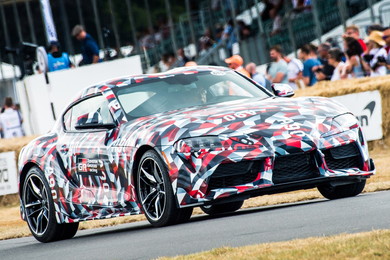 （参考）新型「スープラ」試作車