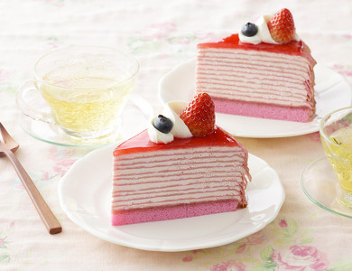 濃厚苺のミルクレープ