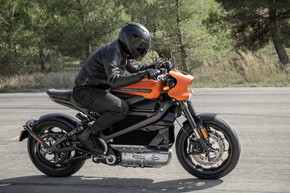 ハーレー 電動バイク LiveWire