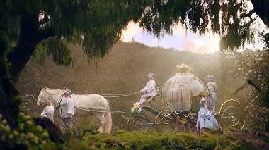 ウォルマート CM クロスオーバー コラボ