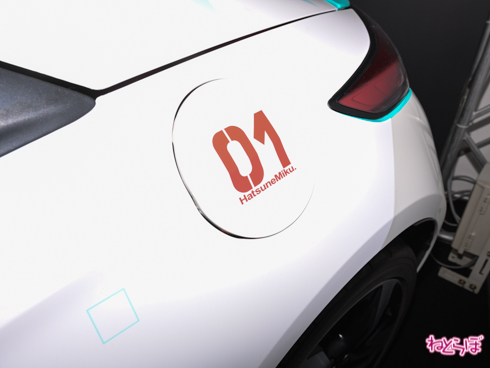 えなこ ホンダ 初音ミク 矢吹健太朗 osoba