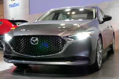 「Mazda3」セダン