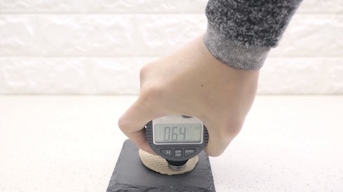 圧倒的不審者の極み 包丁