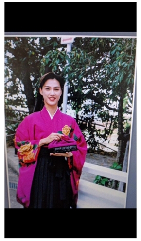 遼河はるひ 宝塚歌劇団 月組 男役成人の日 20歳 振り袖 現在 昔