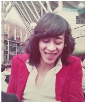 モト冬樹 髪 ロン毛 フサフサ成人の日 20歳 振り袖 現在 昔