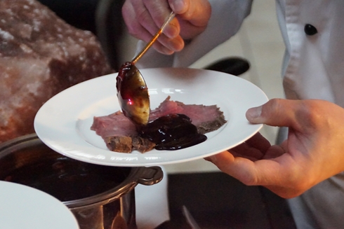 ゴジラ イチゴ バイキング スイーツ