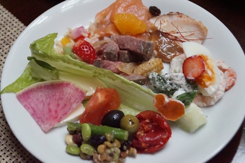 ゴジラ イチゴ バイキング スイーツ