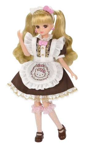リカちゃんキティドレス着用
