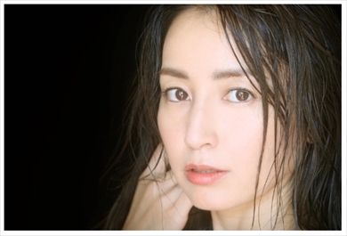 矢田亜希子 授業参観 コーデ 息子 美人ママ 育児 グラビア