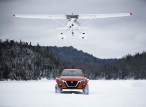 アルティマ 日産 クローラー