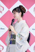 中条あやみ 女優 モデル ハーゲンダッツ CM 35周年 アンバサダー 幼少期 写真