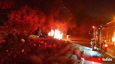 マクラーレン・セナ 炎上 廃車 スーパーカー