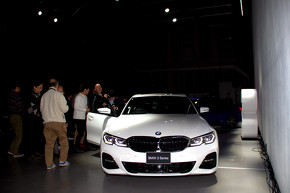 新型 BMW 3シリーズ 7代目 G20型