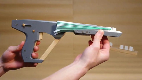 ゴム銃 セミオート