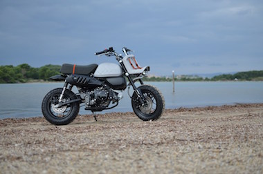 モンキー ホンダ カスタム 海外 フランス