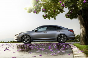 レガシィ セダン 7代目