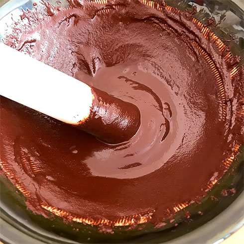 溶かしたチョコレートのよう