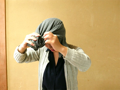 身ごろを巻き上げます