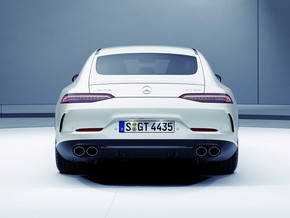 AMG GT 4ドアクーペ