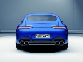 AMG GT 4ドアクーペ