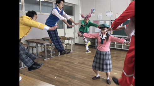 青山テルマ と思いきやダンスなう Kemio カオス MV ラップ 森翔太 パロディー 映像作家