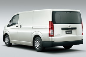 ハイエース 海外 新型