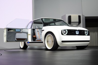（参考）Honda Urban EV Concept