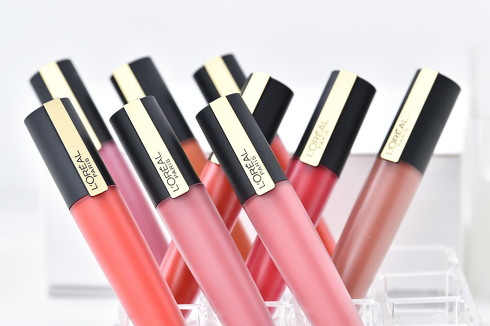 全9色ルージュシグネチャーディスプレイ